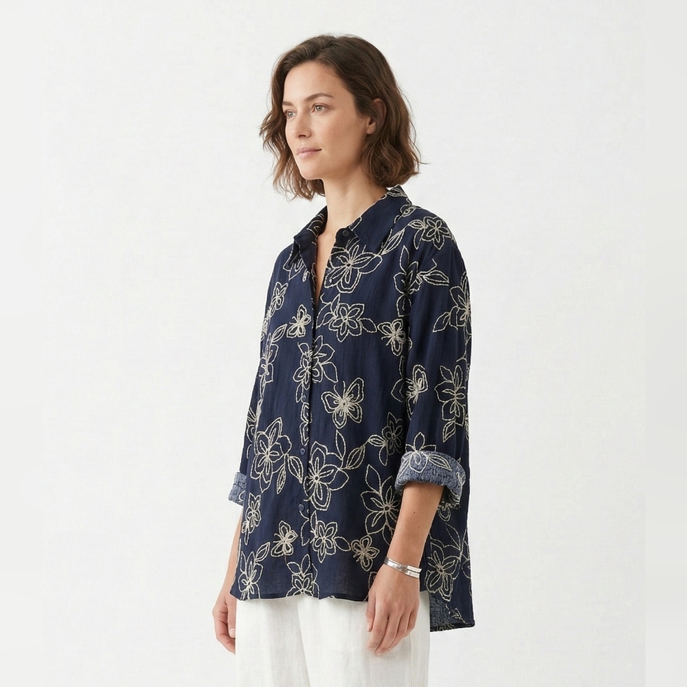 Alfred Dunner Blouse Navy Blue White Embroidered Floral Casual 18W